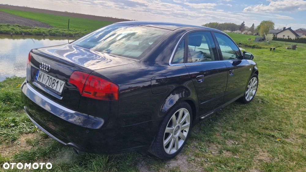 Audi A4 Limousine 2.0 T FSI multitronic - 24