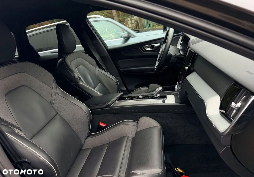 Volvo XC 60 B4 D Geartronic RDesign - 34