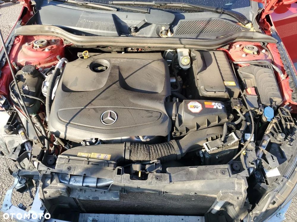 Mercedes-Benz CLA 250 7G-DCT - 11