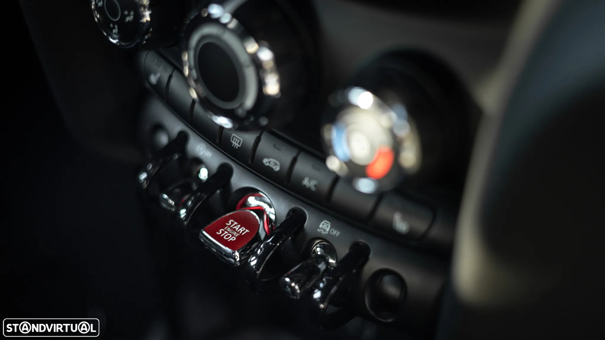 MINI 3 Portas One JCW - 14