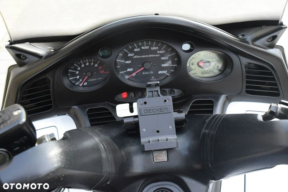 Honda FJS - 13
