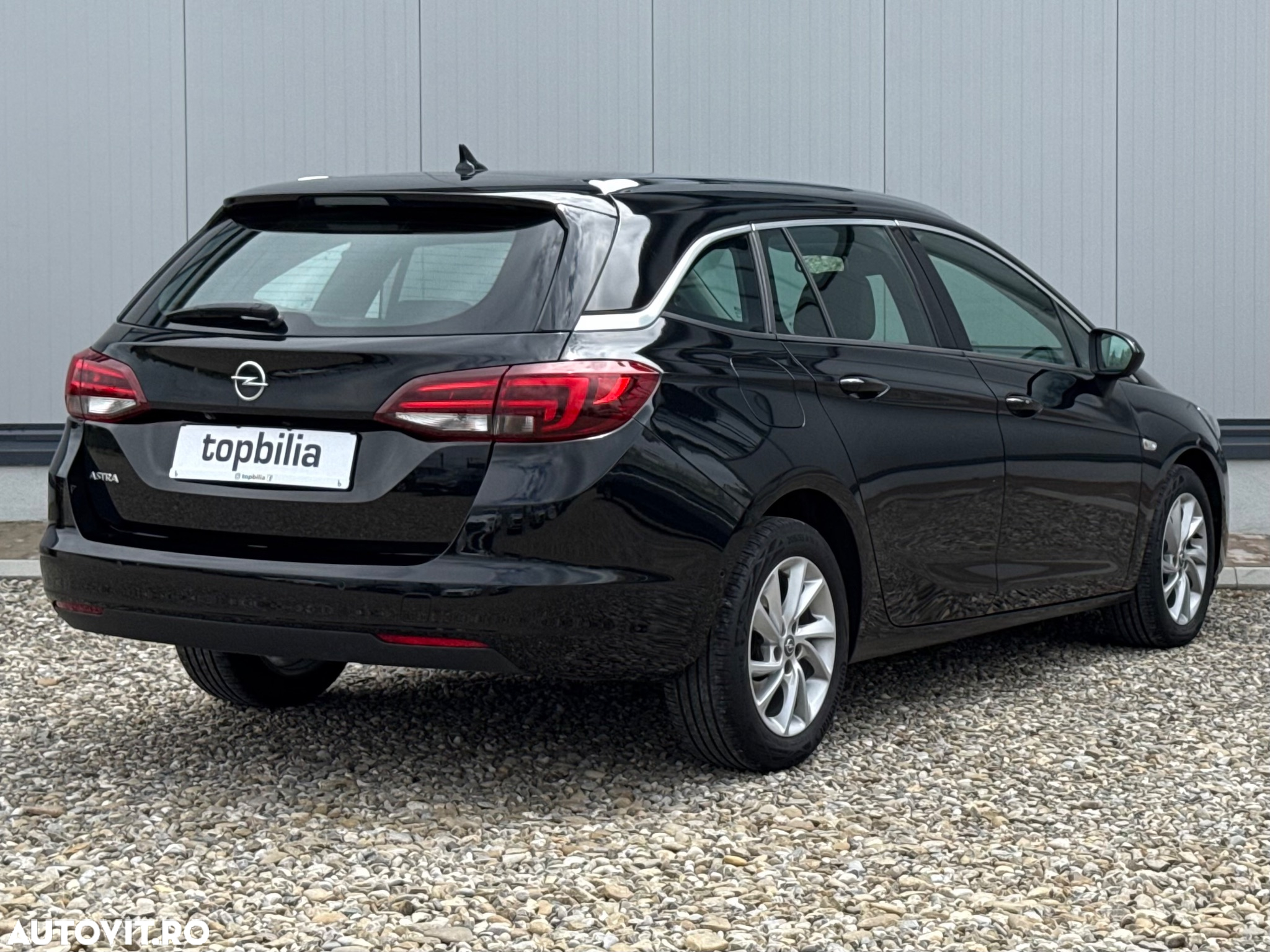 Opel Astra 1.5 D Start/Stop Sports Tourer Business Elegance - 3