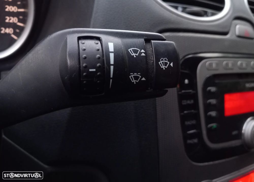 Ford Focus SW 1.6 TDCi Titanium - 16