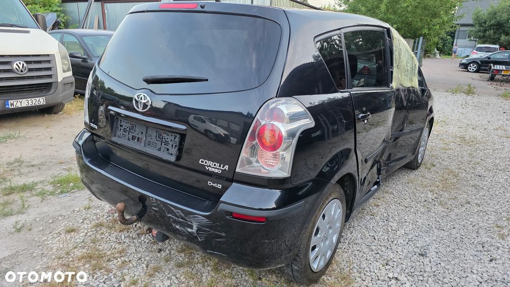 Toyota Corolla Verso 2.2 D-CAT Sol - 10