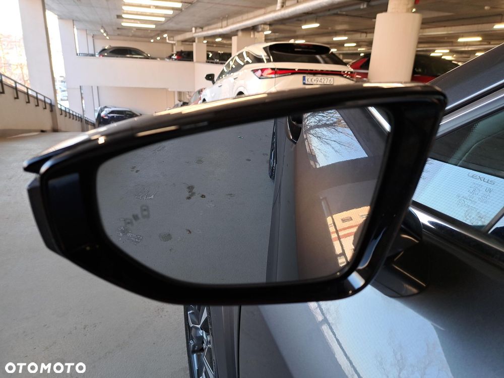 Lexus UX 250h GPF Business 2WD - 37