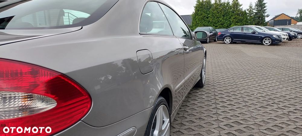 Mercedes-Benz CLK - 26
