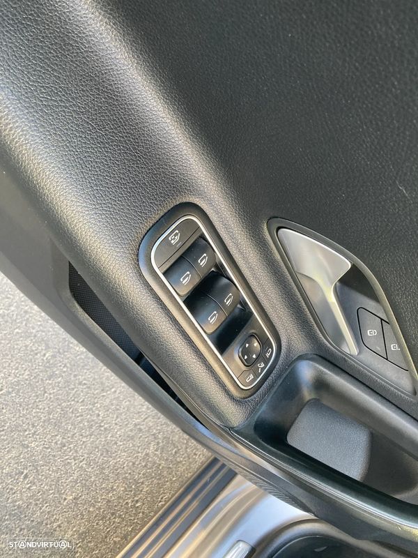 Mercedes-Benz A 200 Style Plus Aut. - 27