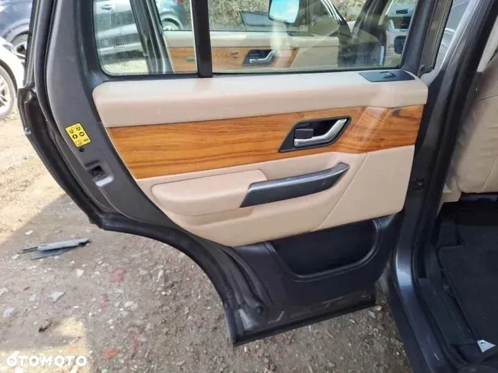 Land Rover Range Rover Sport - 8