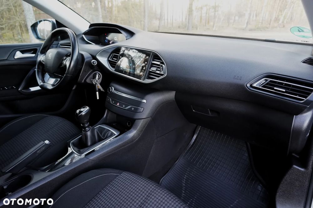 Peugeot 308 BlueHDi 130 Allure Pack - 31