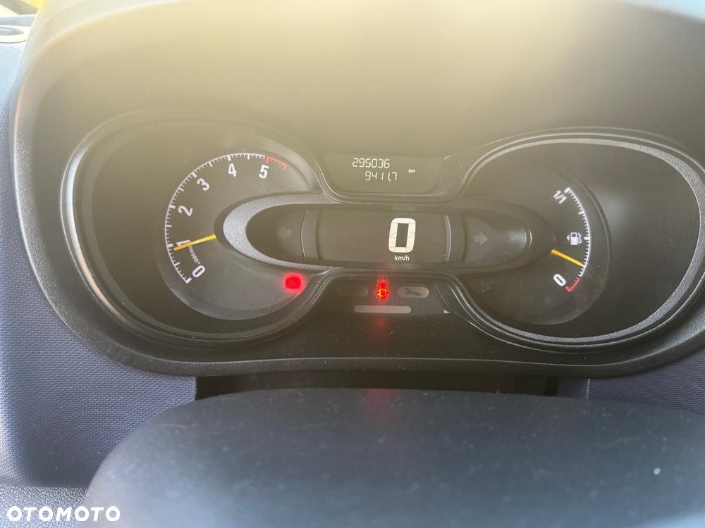 Opel Vivaro - 6