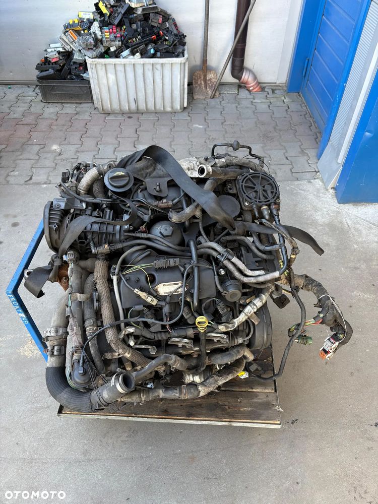 SILNIK PEUGEOT 607 2.7 HDI KOMPLETNY 10TRD1