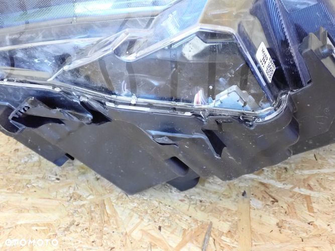 SUZUKI SX4 S-CROSS FULL LED 21- reflektor lewy lampa lewa - 5