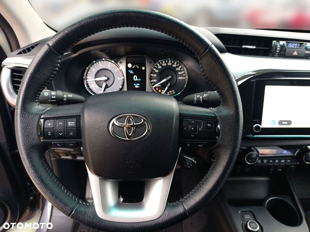 Toyota Hilux 2.8 D-4D mHEV Double Cab Executive 4x4 - 16