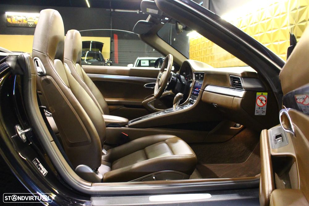 Porsche 911 (991) Carrera 4S Cabriolet PDK - 16