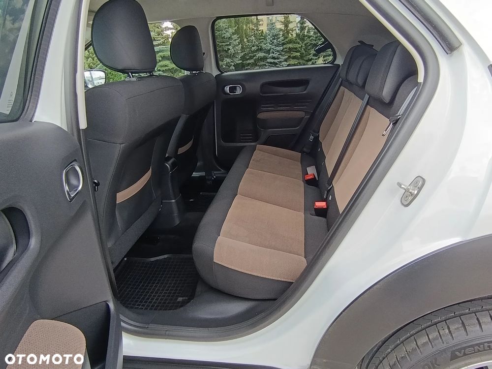 Citroën C4 Cactus 1.2 PureTech Live EU6 - 17