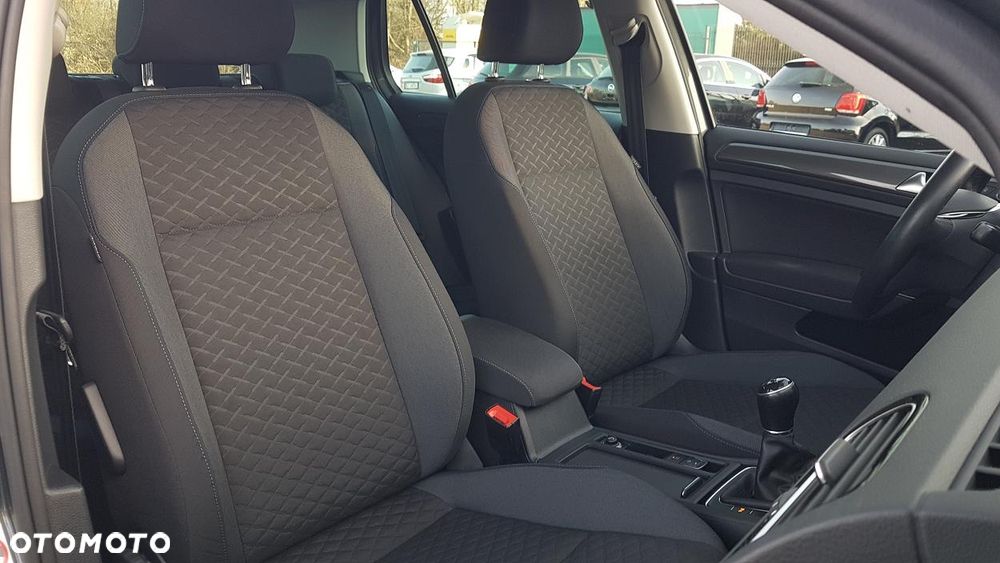 Volkswagen Golf 1.0 TSI Join - 18