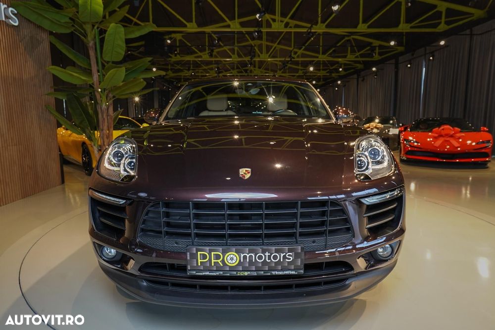 Porsche Macan - 34
