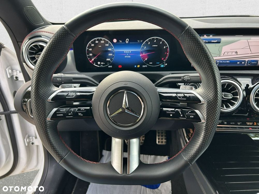Mercedes-Benz CLA - 19