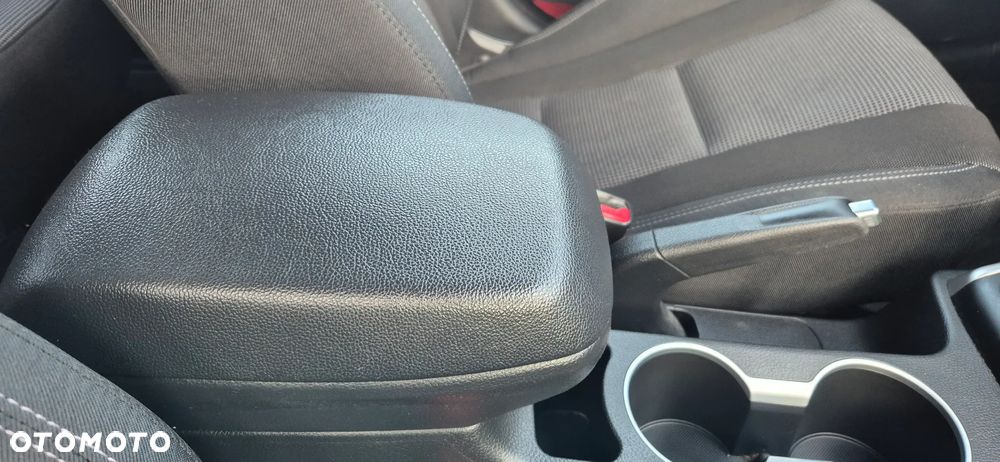 Hyundai i30 1.4 Trend - 16