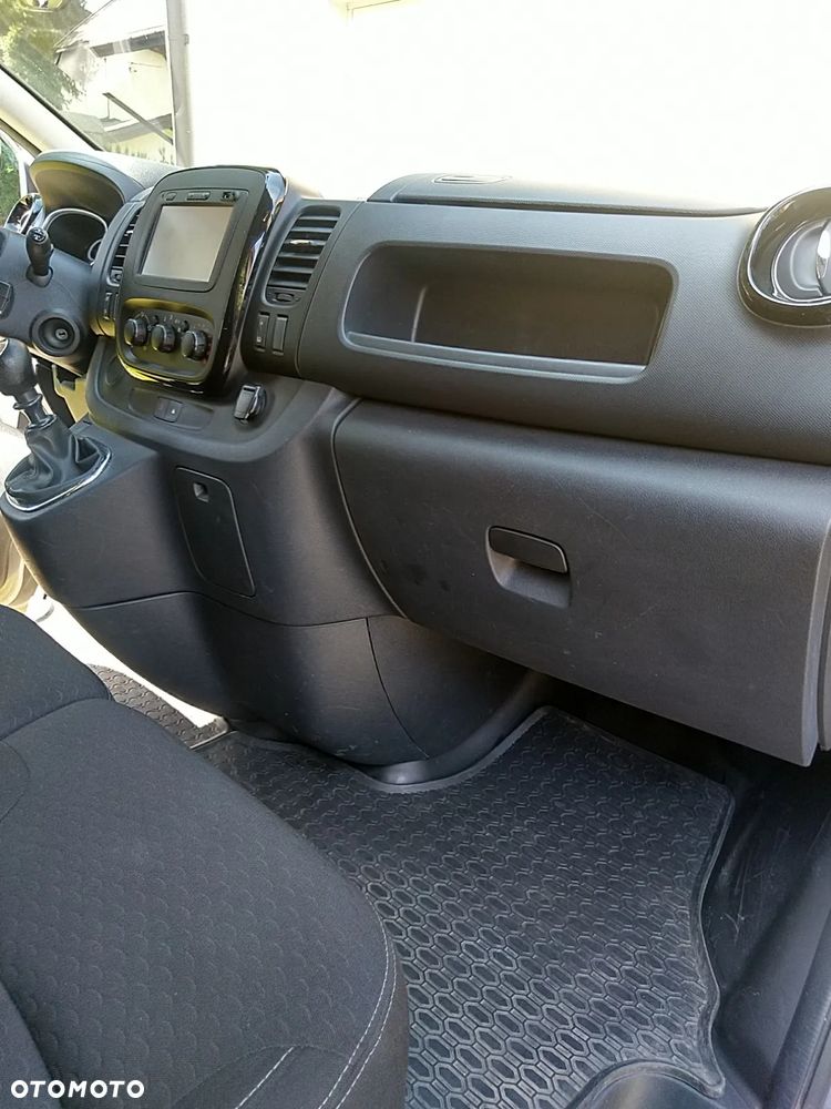 Opel VIVARO-B - 11