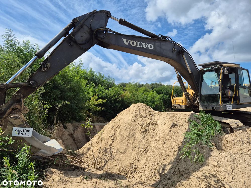 Volvo EC 240 C N L - 1