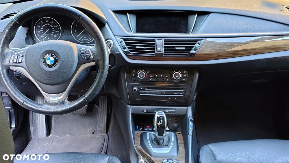 BMW X1 xDrive28i - 5