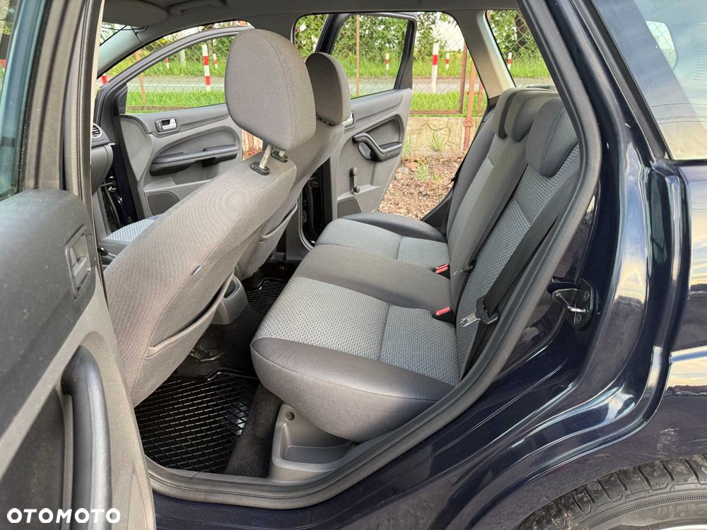 Ford Focus - 7