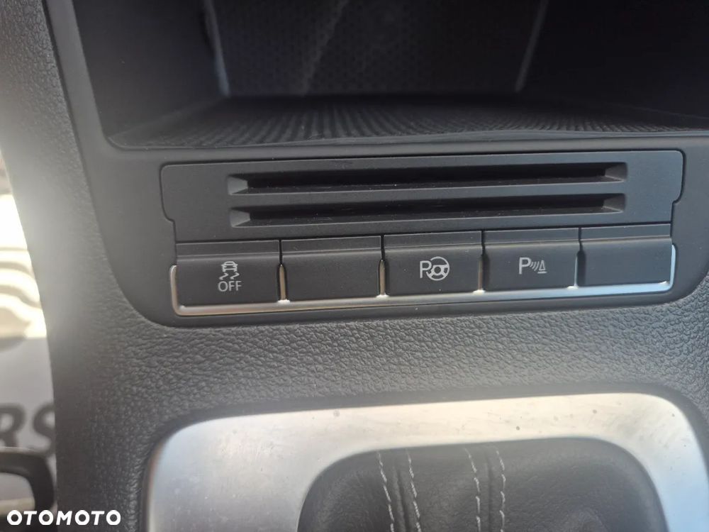 Volkswagen Golf Plus 1.4 TSI DSG Team - 20