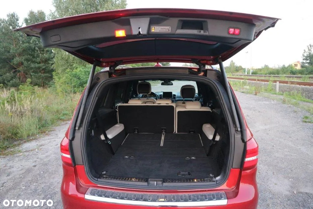 Mercedes-Benz GLS 500 4-Matic - 12