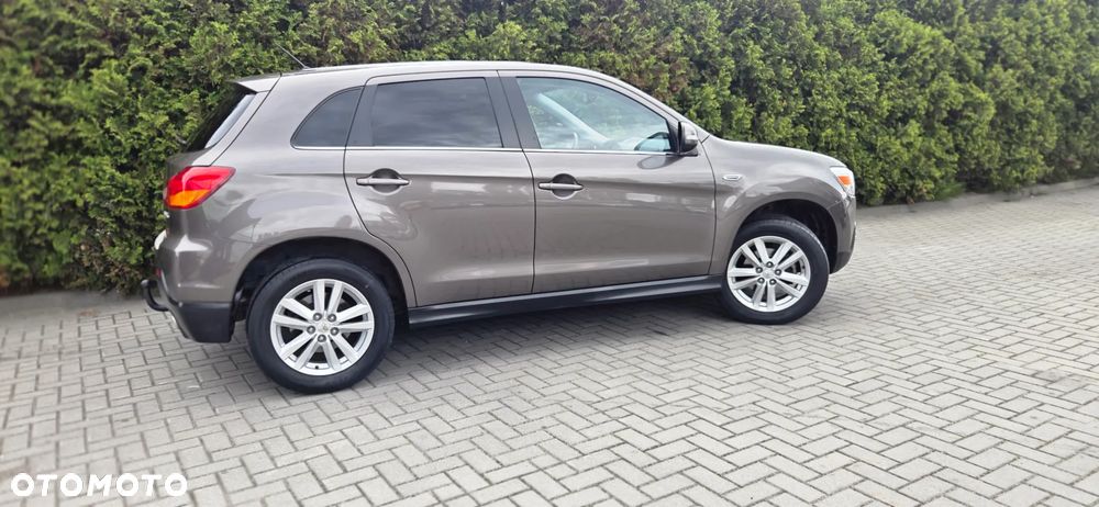Mitsubishi ASX 1.6 2WD Instyle - 16