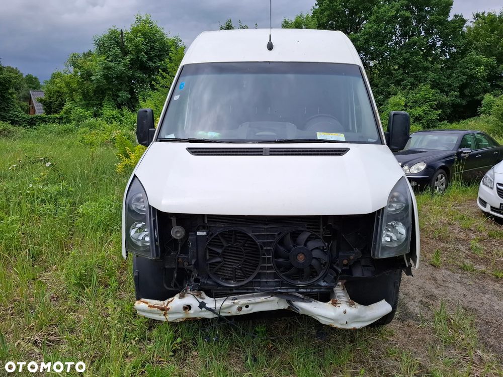 Volkswagen Crafter - 2