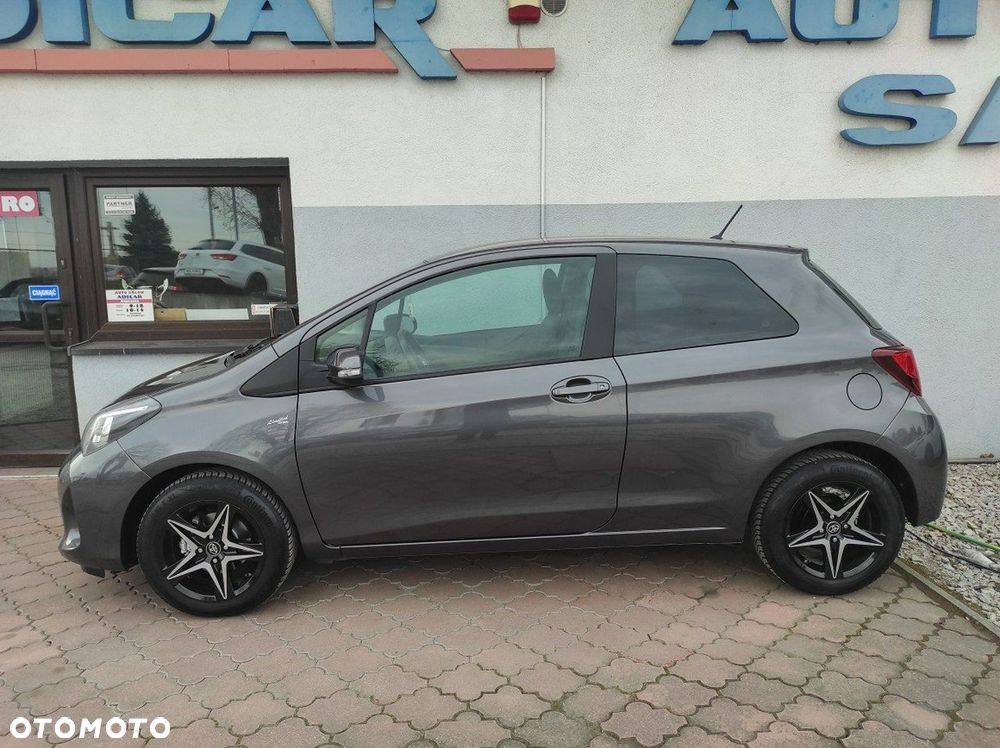 Toyota Yaris - 3