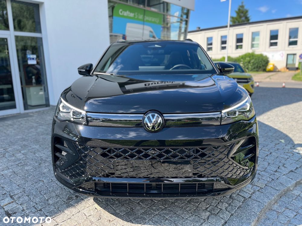 Volkswagen Tiguan 2.0 TDI SCR 4MOTION DSG R-Line - 4