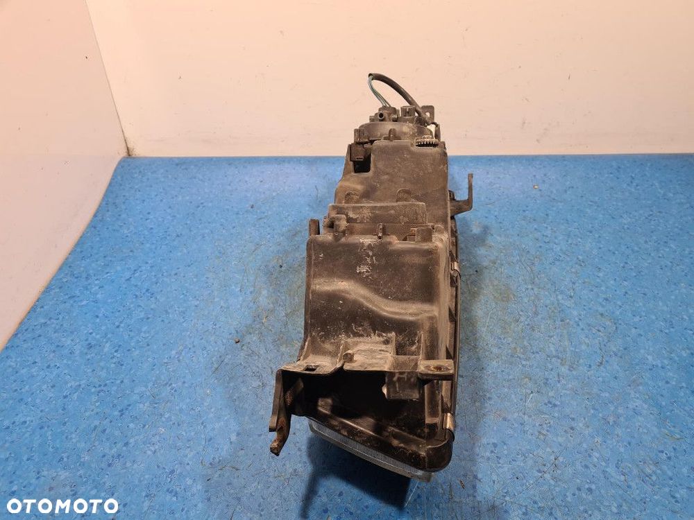 MITSUBISHI GALANT VIII LIFT REFLEKTOR LEWY - 10