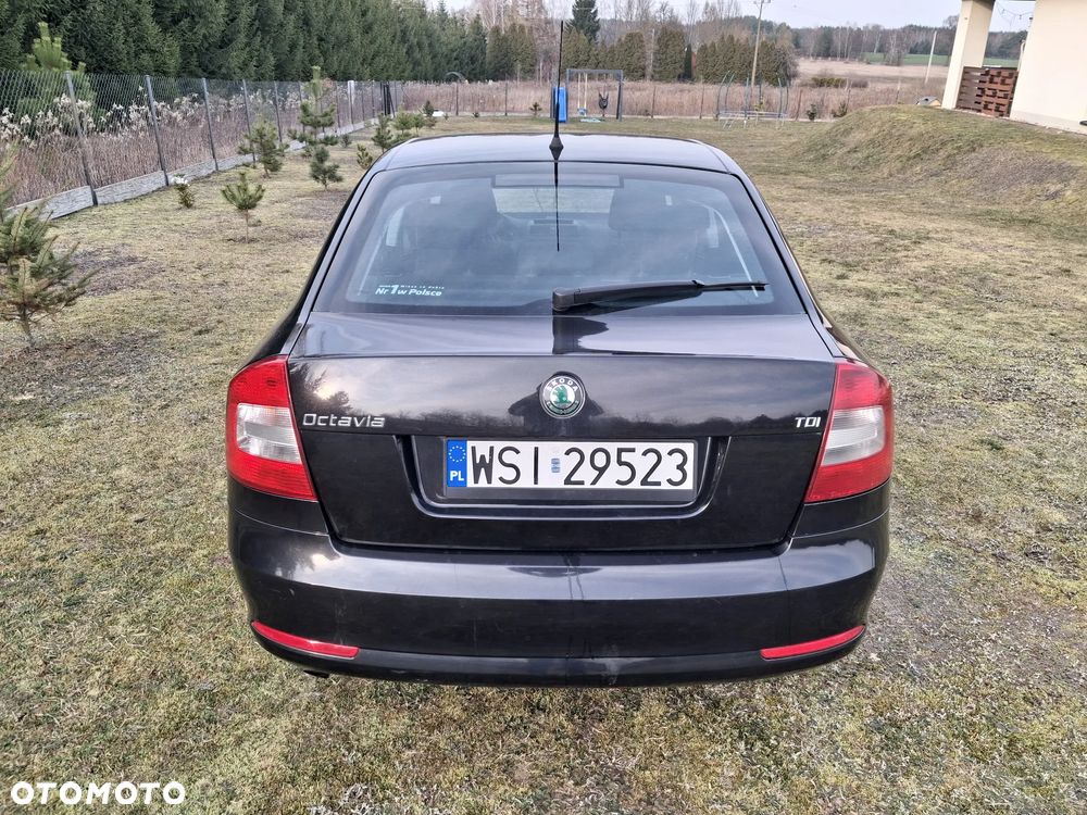 Skoda Octavia 1.6 TDI Active - 5