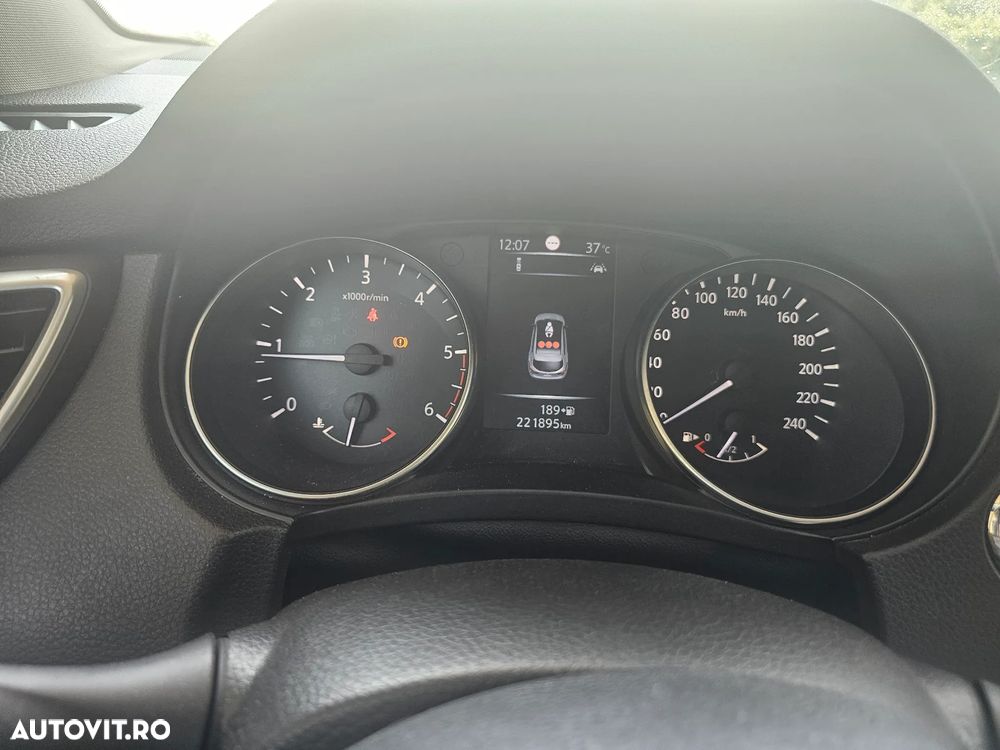 Nissan Qashqai - 11