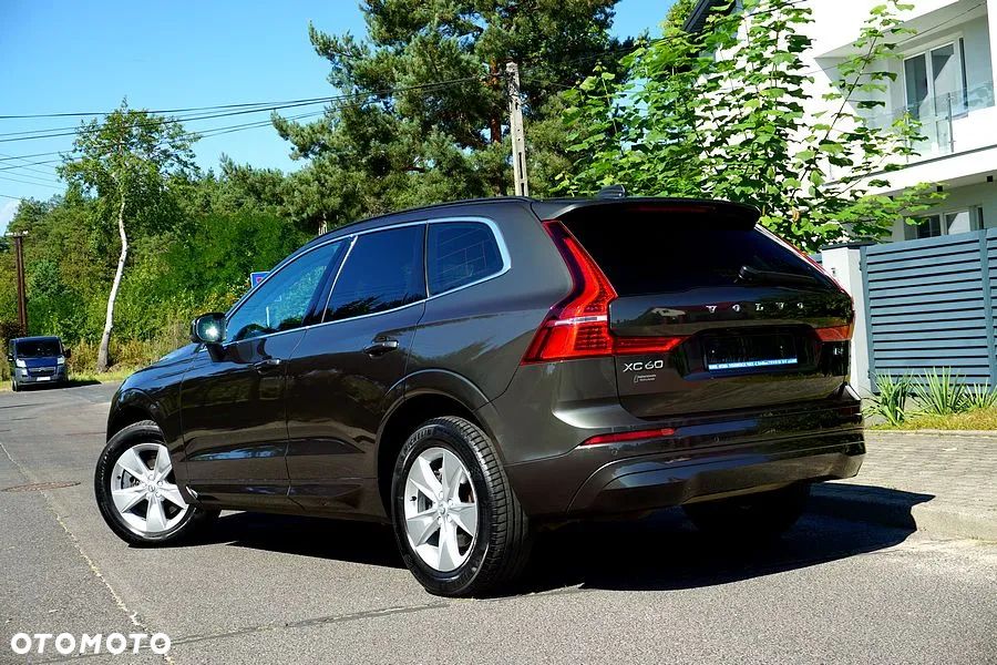 Volvo XC 60 B4 D Geartronic Momentum Pro - 9