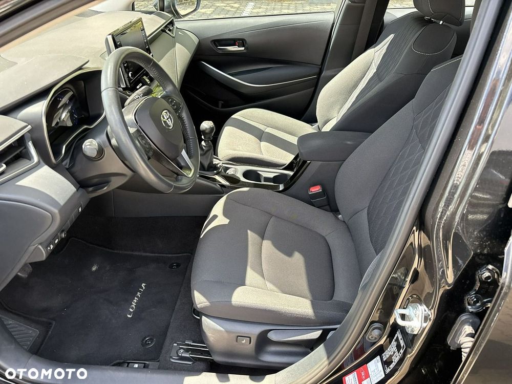 Toyota Corolla 1.6 Comfort - 11