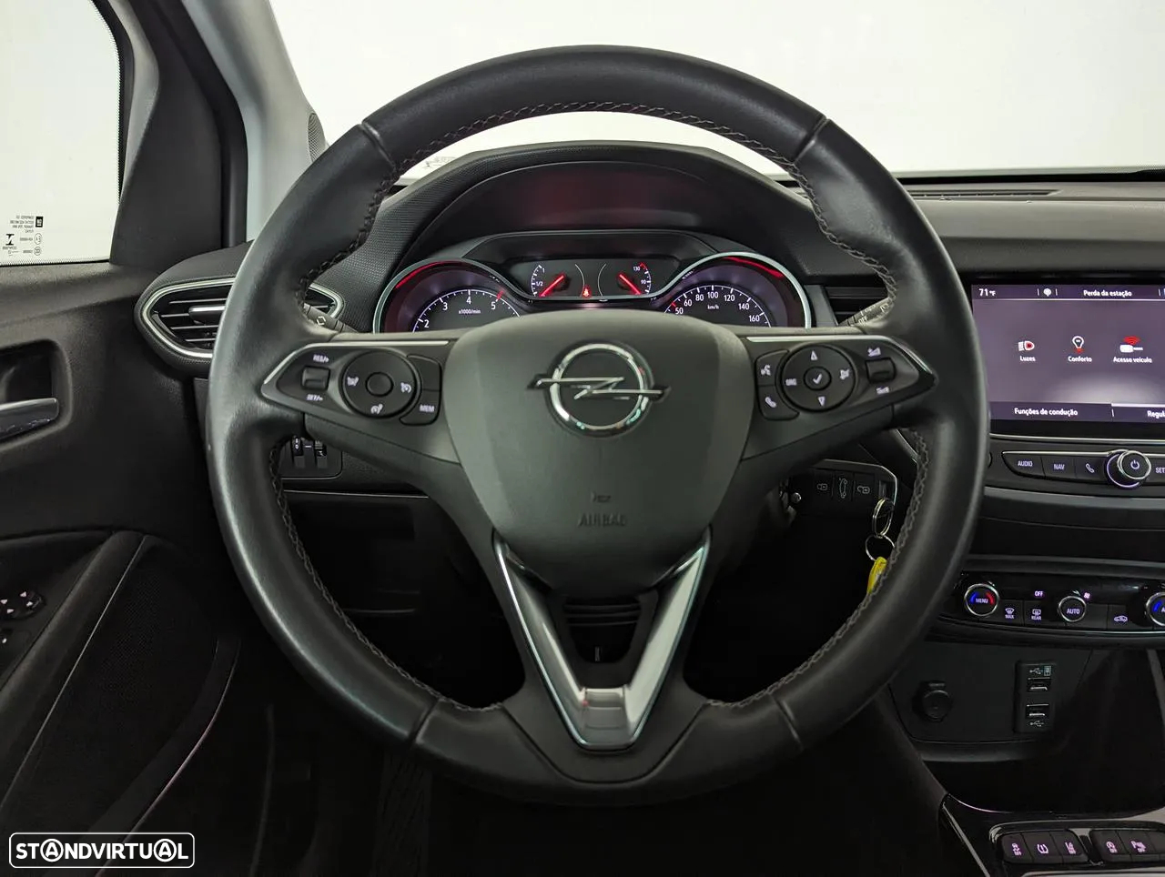 Opel Crossland X - 21