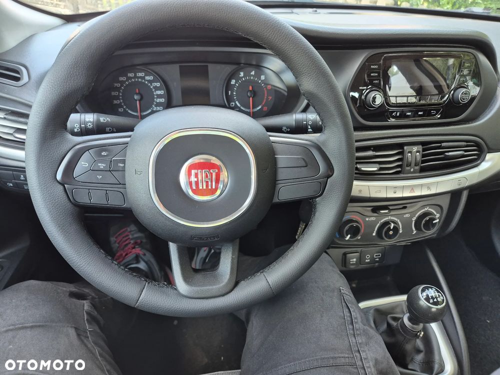 Fiat Tipo 1.4 16V - 8