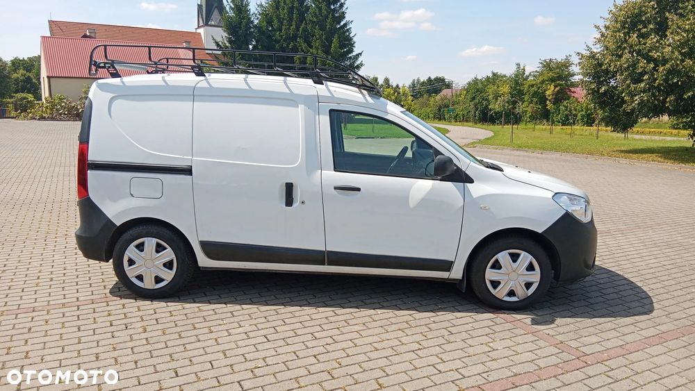 Dacia DOKKER 1,6 16V 102PS BENZYNA - 13
