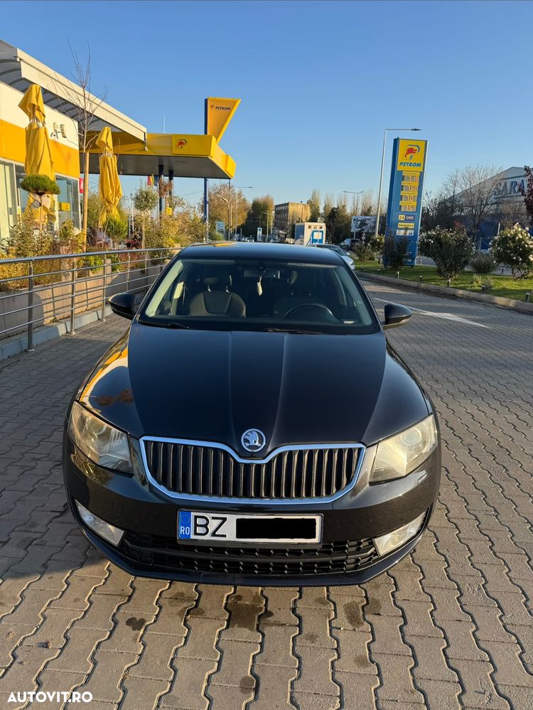 Skoda Octavia 2.0 TDI STYLE - 2
