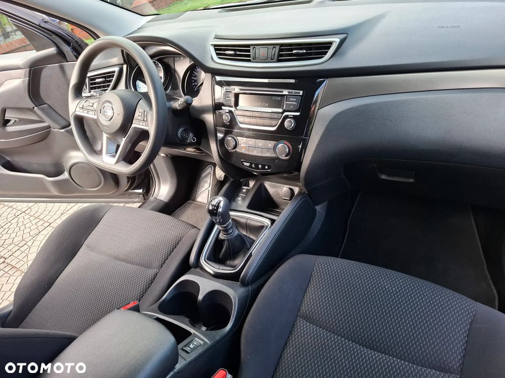 Nissan Qashqai 1.3 DIG-T ACENTA - 26