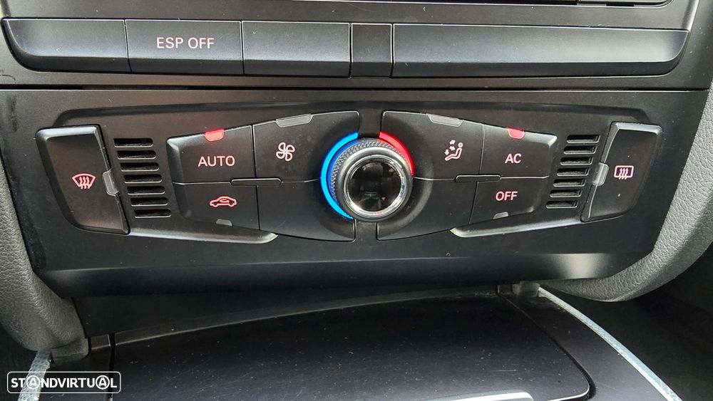 Audi A4 Avant 2.0 TDI exclusive - 30