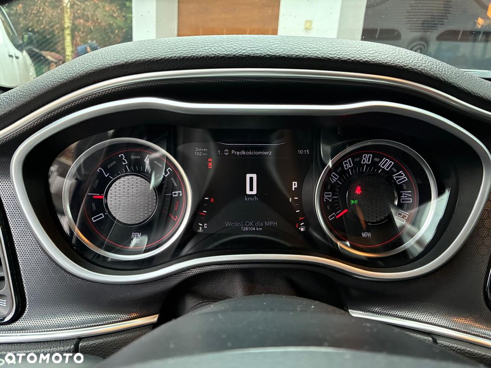 Dodge Challenger 3.6 SXT Plus - 12