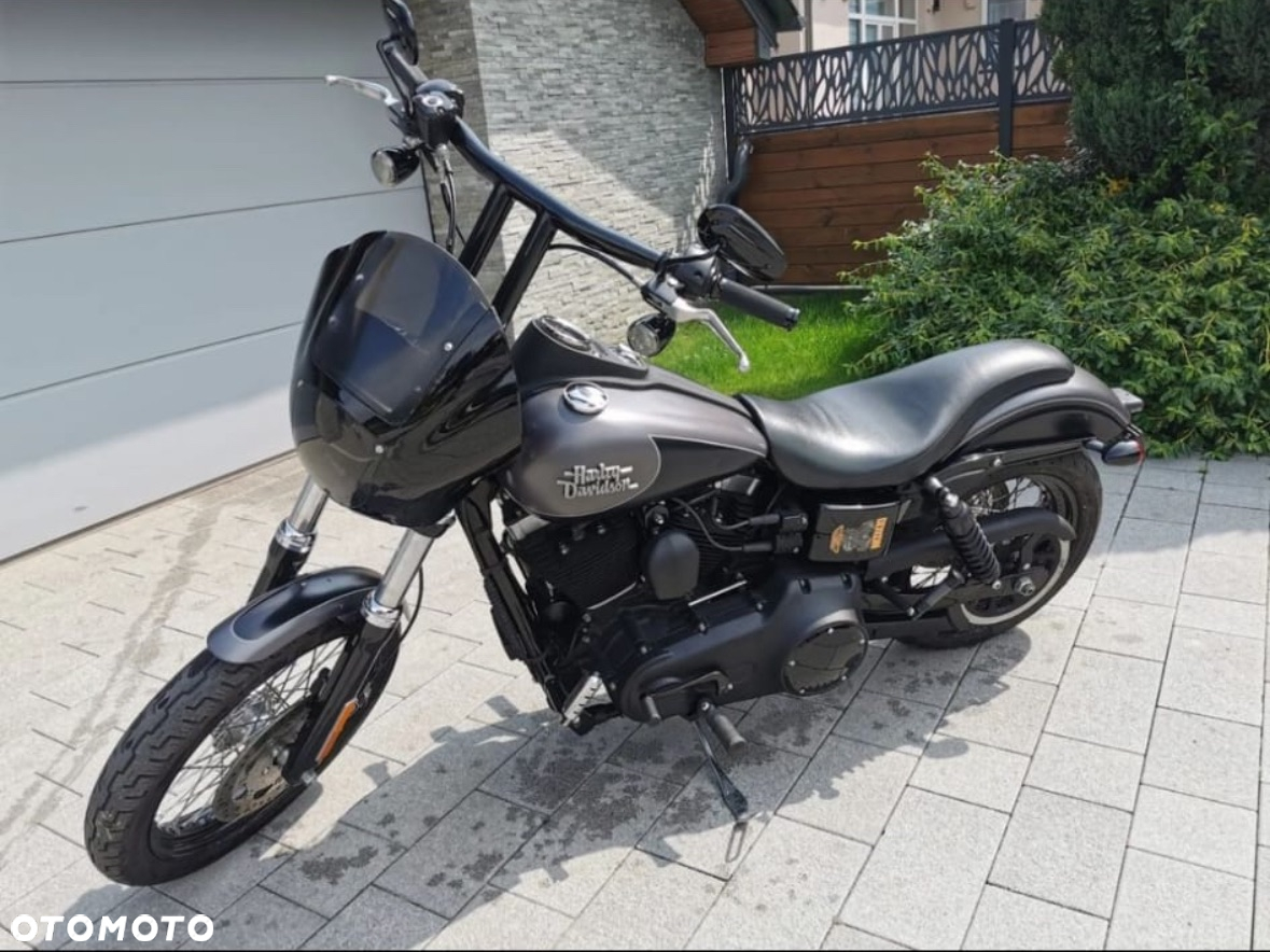 Harley-Davidson Dyna Street Bob - 4