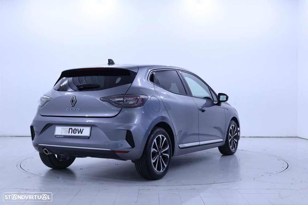 Renault Clio - 6