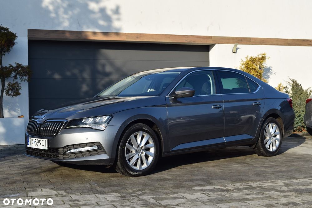 Skoda Superb 1.5 TSI Sportline DSG - 36