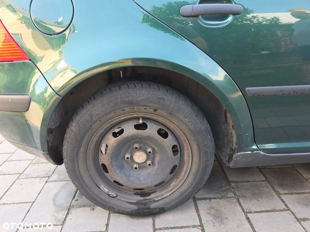 Volkswagen Golf 1.6 Comfortline - 29