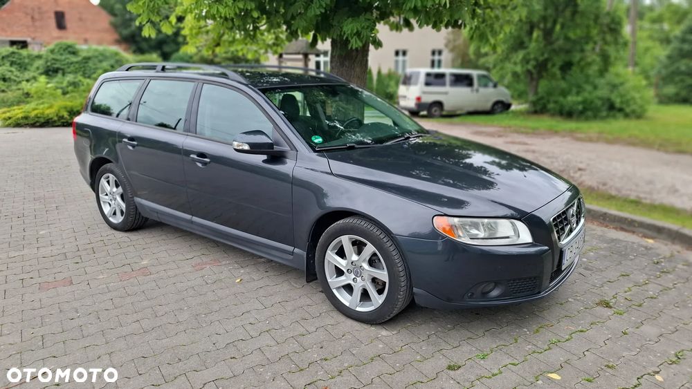 Volvo V70 2.0D Kinetic - 13